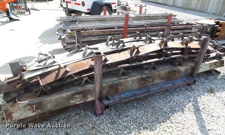 image for item DG5572 Concrete forms