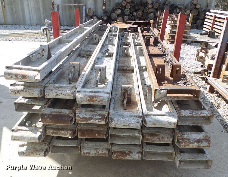image for item DG5572 Concrete forms