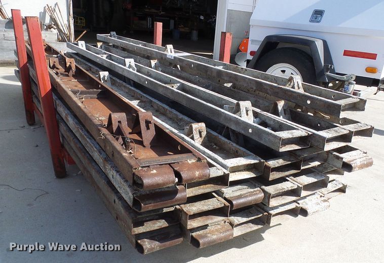 image for item DG5572 Concrete forms