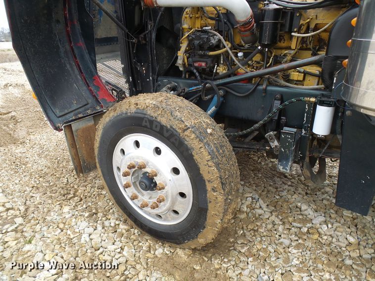 image for item DG5576 1996 Peterbilt 379 dump truck