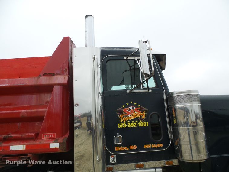 image for item DG5576 1996 Peterbilt 379 dump truck