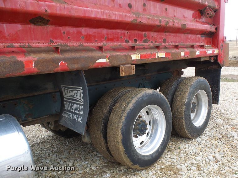 image for item DG5576 1996 Peterbilt 379 dump truck