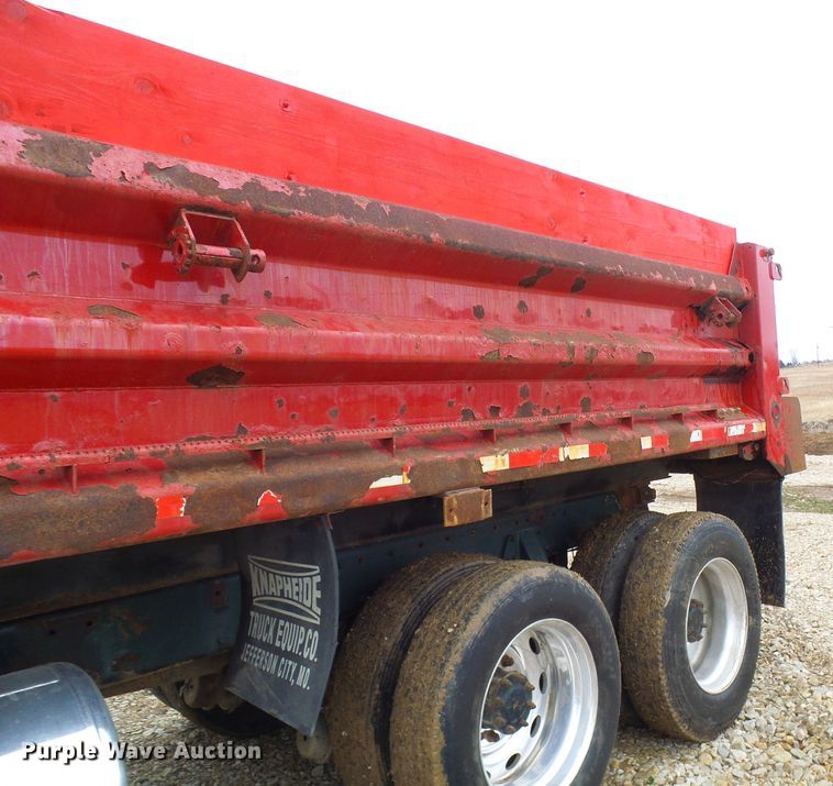 image for item DG5576 1996 Peterbilt 379 dump truck