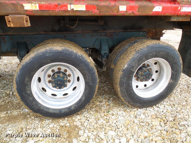 image for item DG5576 1996 Peterbilt 379 dump truck