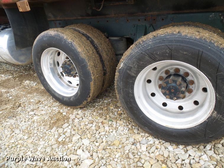 image for item DG5576 1996 Peterbilt 379 dump truck