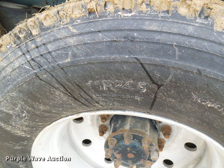 image for item DG5576 1996 Peterbilt 379 dump truck