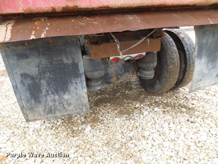 image for item DG5576 1996 Peterbilt 379 dump truck