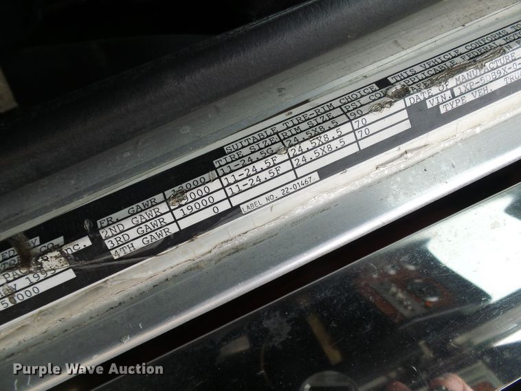 image for item DG5576 1996 Peterbilt 379 dump truck