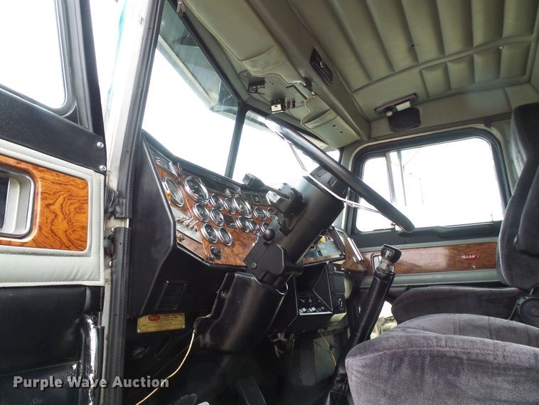 image for item DG5576 1996 Peterbilt 379 dump truck