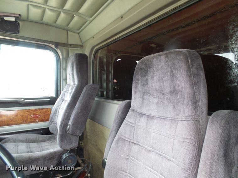 image for item DG5576 1996 Peterbilt 379 dump truck