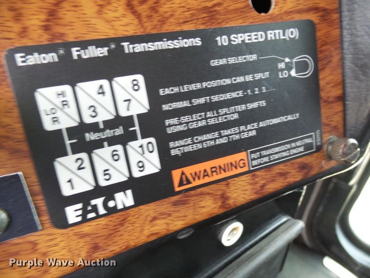 image for item DG5576 1996 Peterbilt 379 dump truck