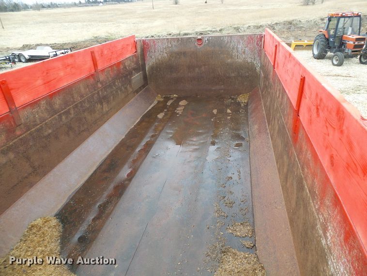 image for item DG5576 1996 Peterbilt 379 dump truck