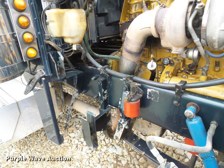 image for item DG5576 1996 Peterbilt 379 dump truck