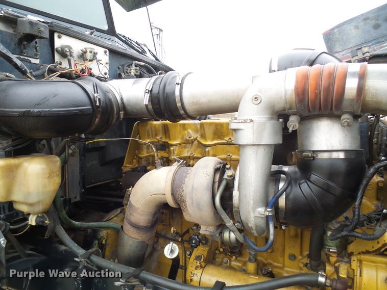 image for item DG5576 1996 Peterbilt 379 dump truck