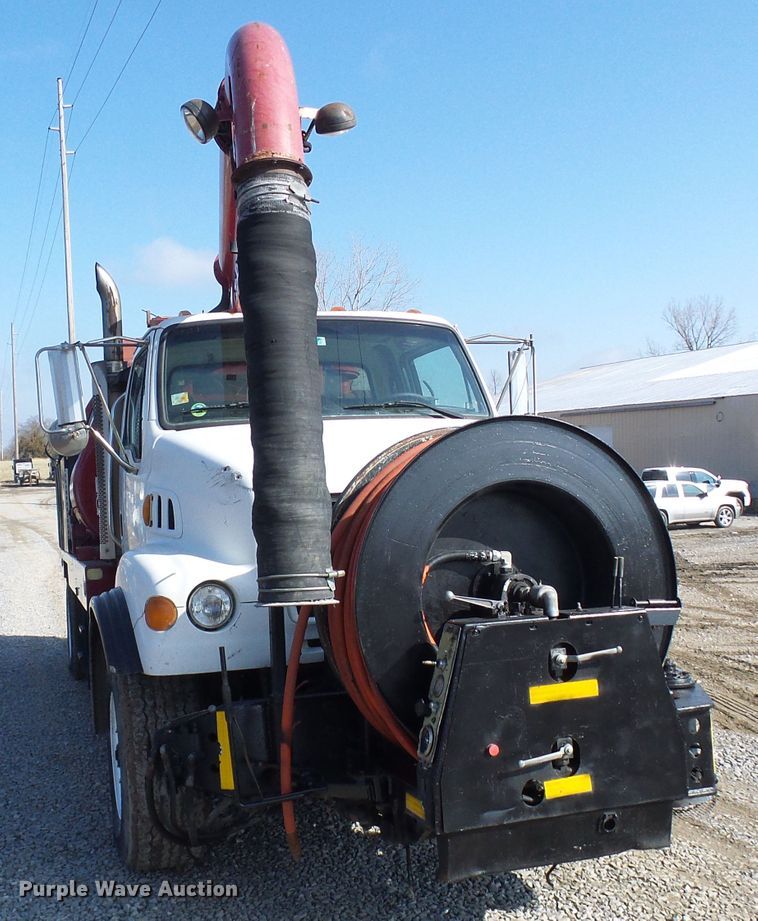 image for item DG5578 2004 Sterling L-Line sewer rodder truck