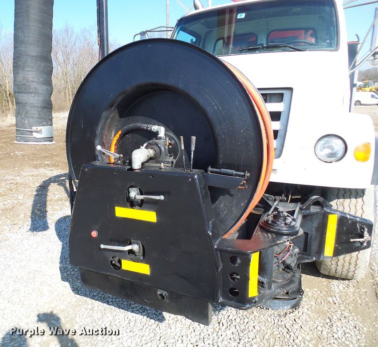 image for item DG5578 2004 Sterling L-Line sewer rodder truck