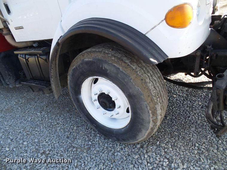 image for item DG5578 2004 Sterling L-Line sewer rodder truck