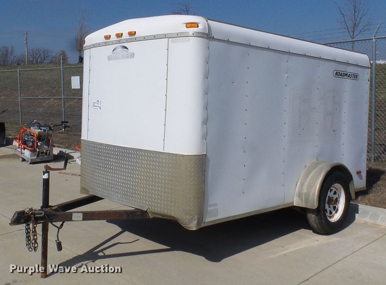 image for item DG5582 2005 Roadmaster enclosed cargo trailer