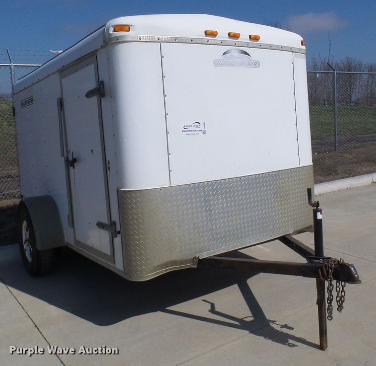image for item DG5582 2005 Roadmaster enclosed cargo trailer