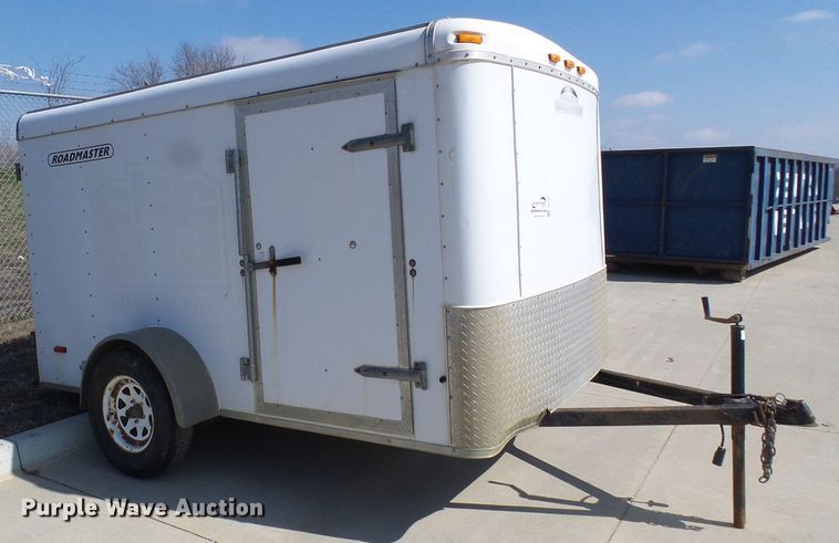 image for item DG5582 2005 Roadmaster enclosed cargo trailer