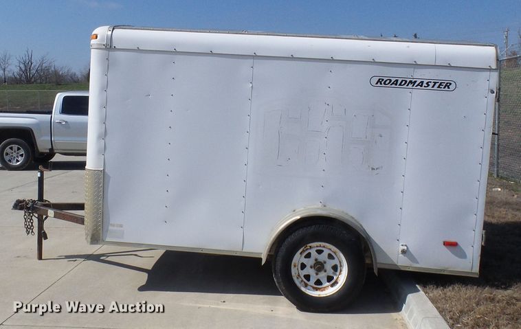 image for item DG5582 2005 Roadmaster enclosed cargo trailer