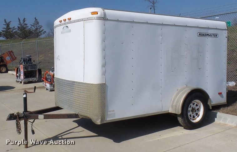 image for item DG5582 2005 Roadmaster enclosed cargo trailer