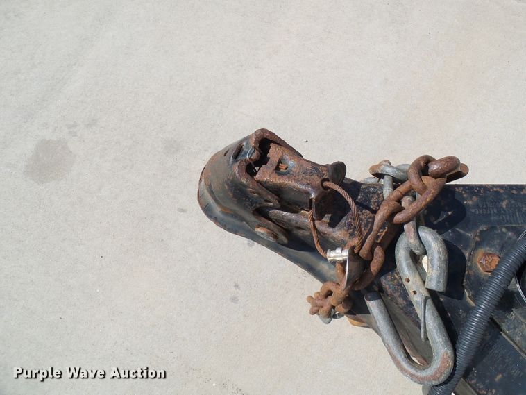 image for item DG5582 2005 Roadmaster enclosed cargo trailer