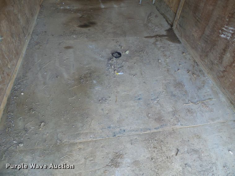 image for item DG5582 2005 Roadmaster enclosed cargo trailer