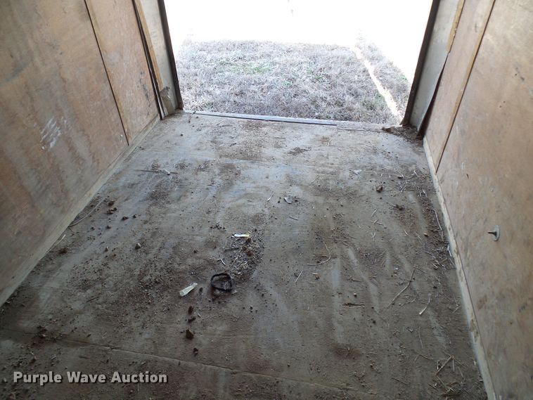 image for item DG5582 2005 Roadmaster enclosed cargo trailer