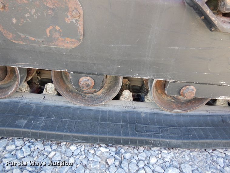 image for item DG6330 2011 John Deere 323D  tracked skid steer loader