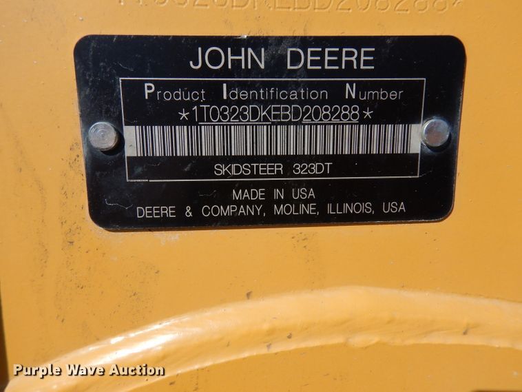 image for item DG6330 2011 John Deere 323D  tracked skid steer loader
