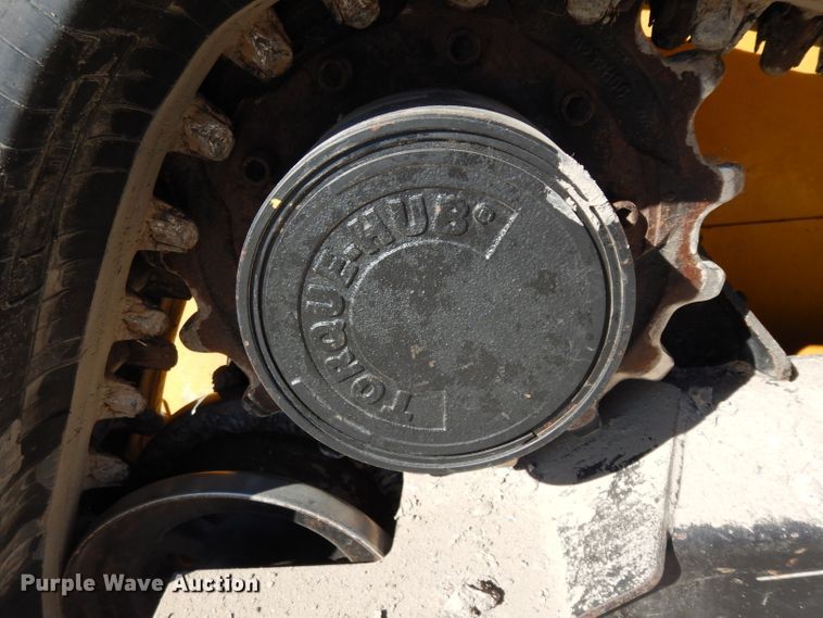 image for item DG6330 2011 John Deere 323D  tracked skid steer loader