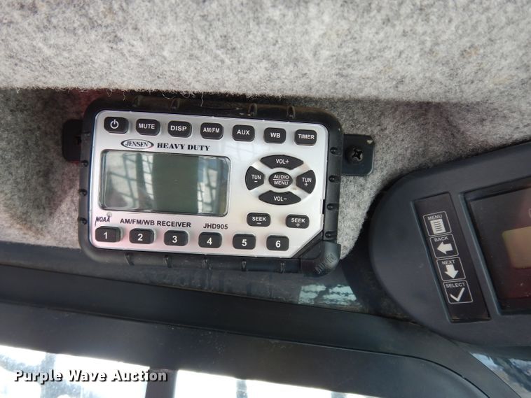 image for item DG6330 2011 John Deere 323D  tracked skid steer loader