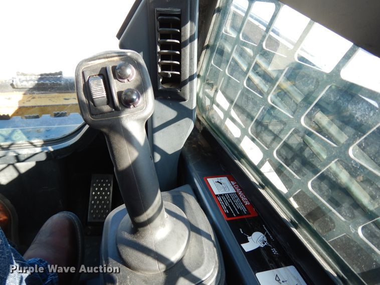 image for item DG6330 2011 John Deere 323D  tracked skid steer loader