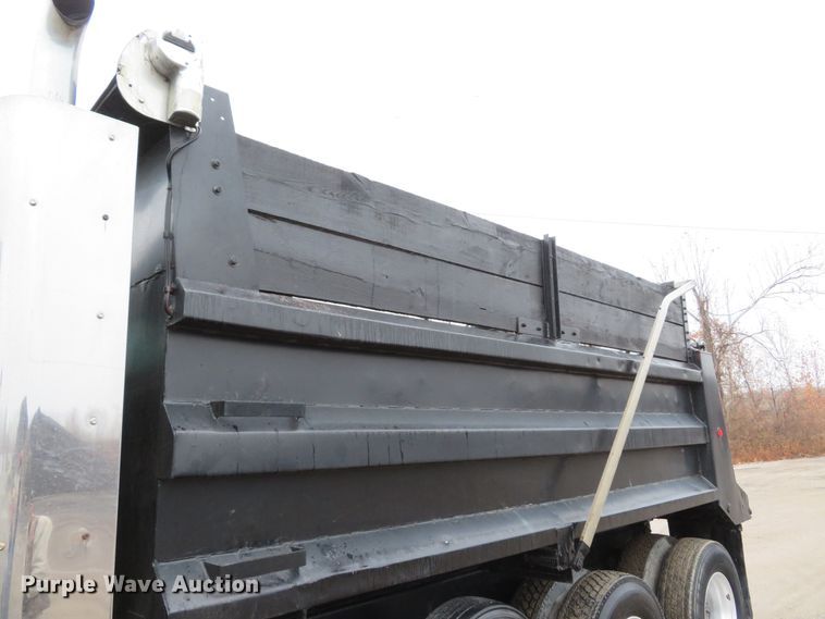 image for item DH1696 1999 Western Star 4964EX dump truck
