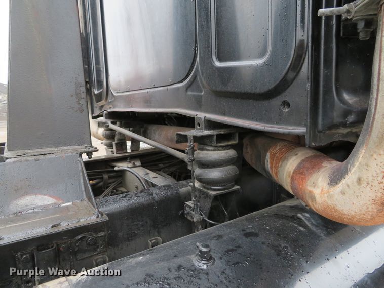 image for item DH1696 1999 Western Star 4964EX dump truck