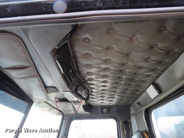 image for item DH1696 1999 Western Star 4964EX dump truck