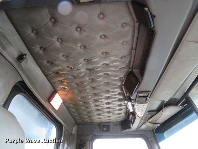 image for item DH1696 1999 Western Star 4964EX dump truck