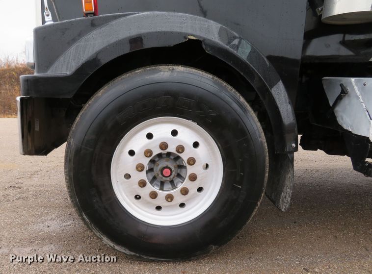 image for item DH1696 1999 Western Star 4964EX dump truck