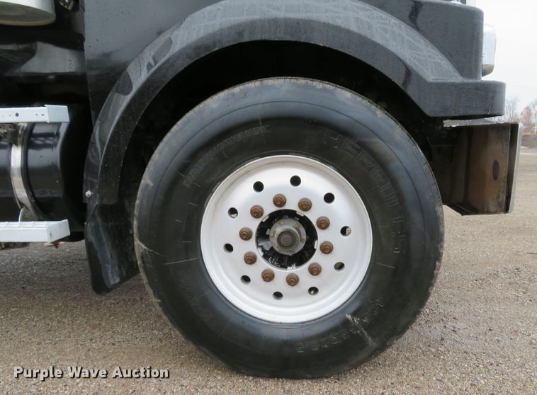 image for item DH1696 1999 Western Star 4964EX dump truck