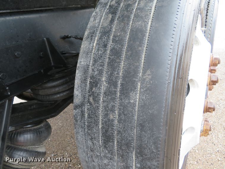 image for item DH1696 1999 Western Star 4964EX dump truck