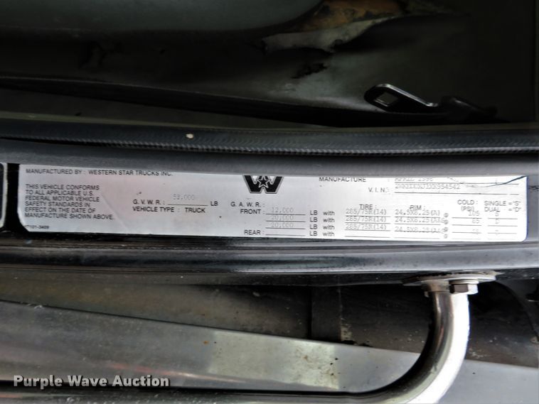 image for item DH1696 1999 Western Star 4964EX dump truck