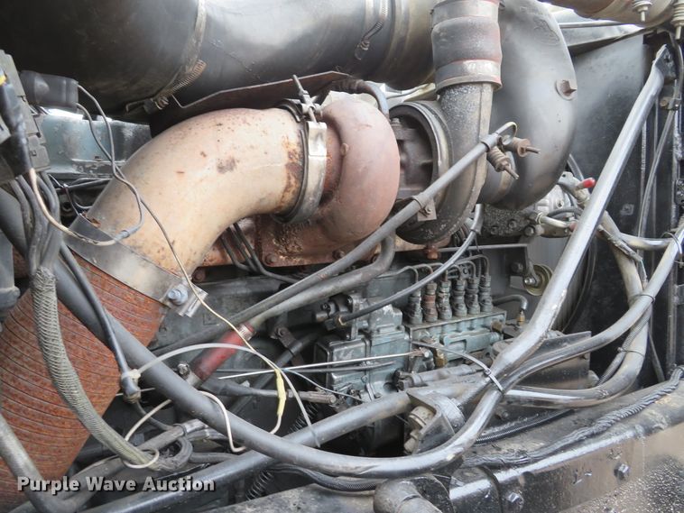 image for item DH1697 1992 Mack RD690S dump truck