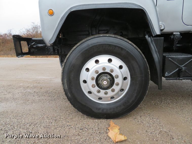 image for item DH1697 1992 Mack RD690S dump truck