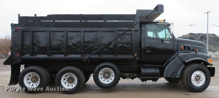 image for item DH1698 1998 Ford LT9000 dump truck