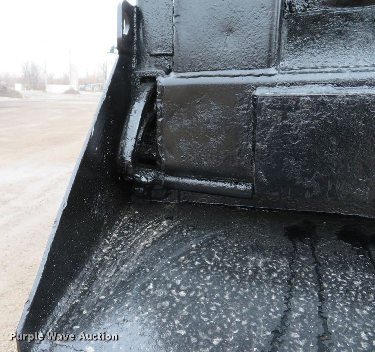 image for item DH1698 1998 Ford LT9000 dump truck