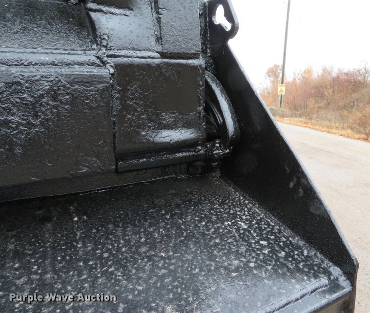 image for item DH1698 1998 Ford LT9000 dump truck