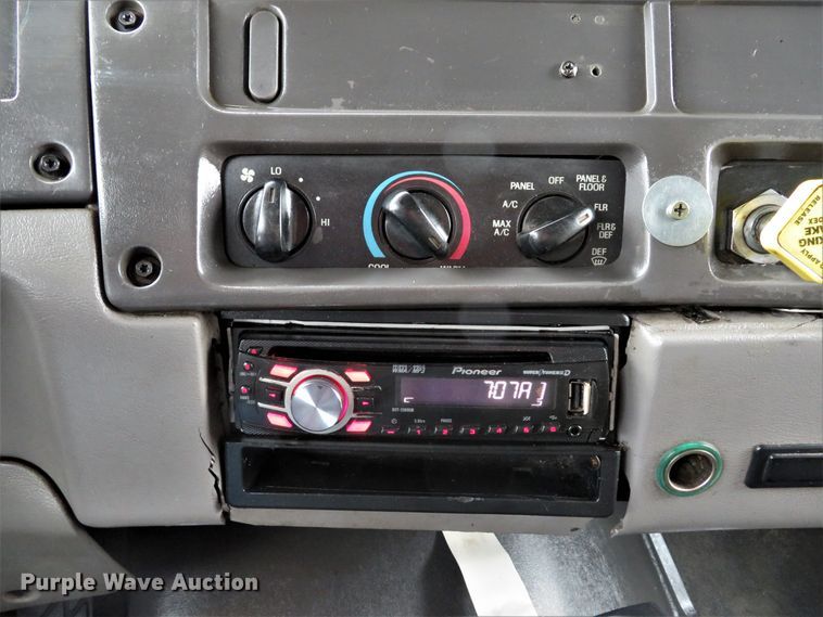 image for item DH1698 1998 Ford LT9000 dump truck