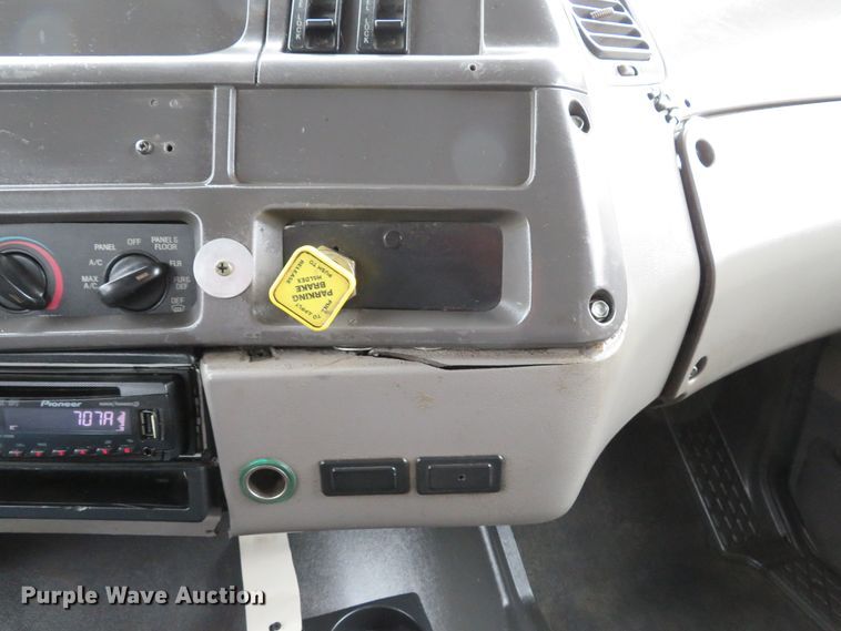 image for item DH1698 1998 Ford LT9000 dump truck