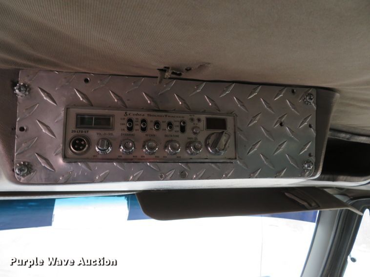 image for item DH1698 1998 Ford LT9000 dump truck